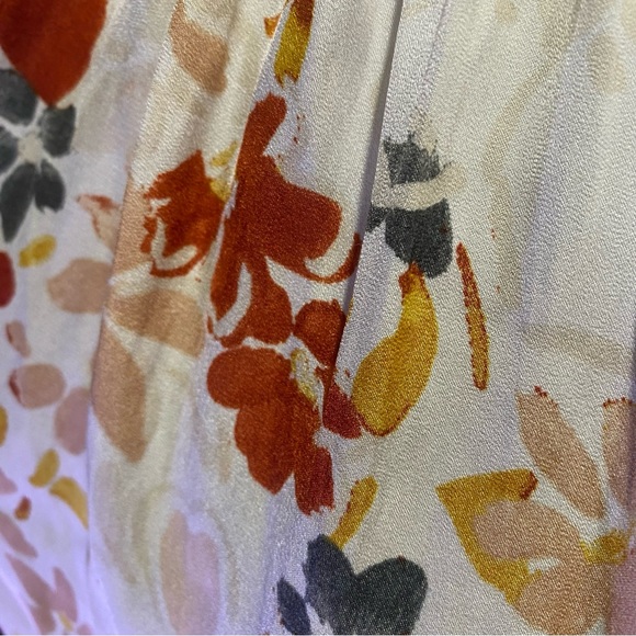 Grade & Gather, large, sleeveless women’s blouse, multiple tieback, floral - Picture 12 of 16